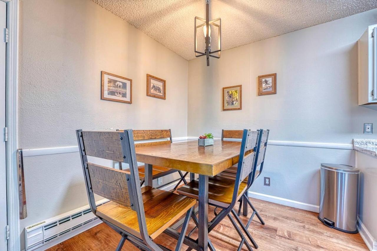 Riverfront Family-Friendly Condo Avon Exterior foto